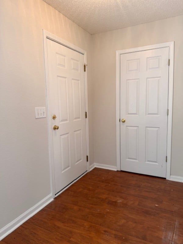 Photo - 412 Killian Green Dr