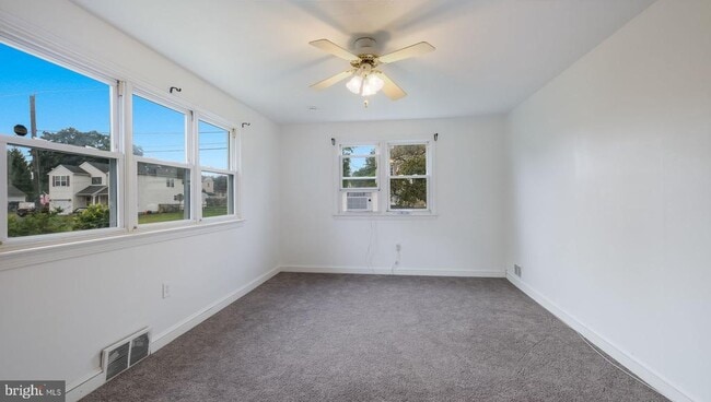 Photo - 421 Avenue C