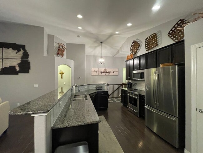 Photo - Harmonious Blend of Style, Comfort, and Fu...