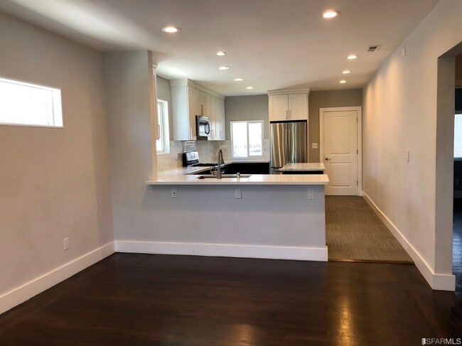 Photo - 1529 Stuart St