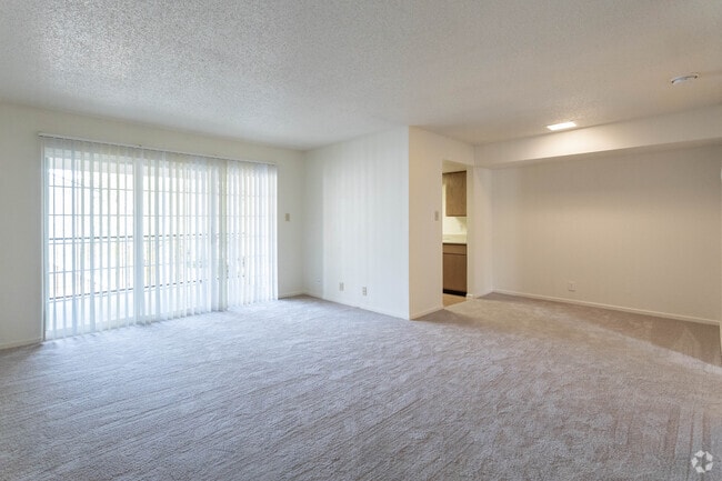 1HAB, 1BA - 700&nbsp;ft² - Trinity Place