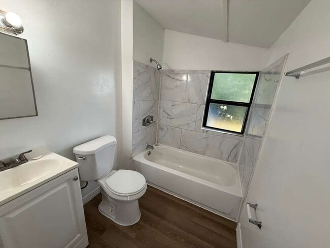 Photo - Remodeled 2/1 in Lakeland- Move-In Ready!
