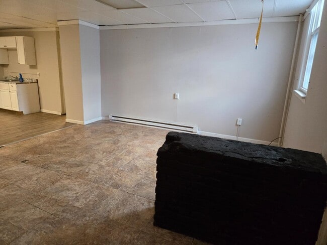 Photo - 300 William St