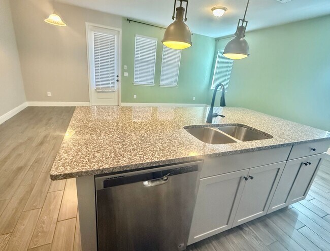 Photo - Hamlin Reserve - 4 Bed 3.5 Bath