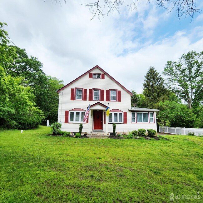 Photo - 183 Milltown Rd