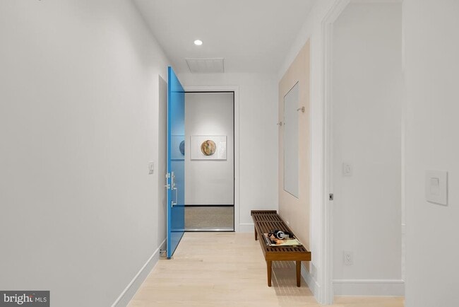 Building Photo - 1515 14th St NW Unit 301