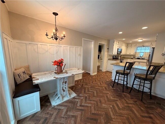 Photo - 159 River N Blvd