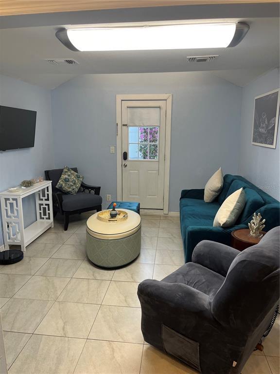 Photo - 1367 S Michigan Ave