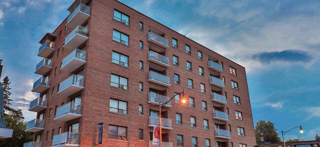 Photo - Glencairn Garden Apartments