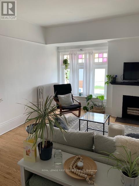 Photo - 9 Poyntz St Unit 1