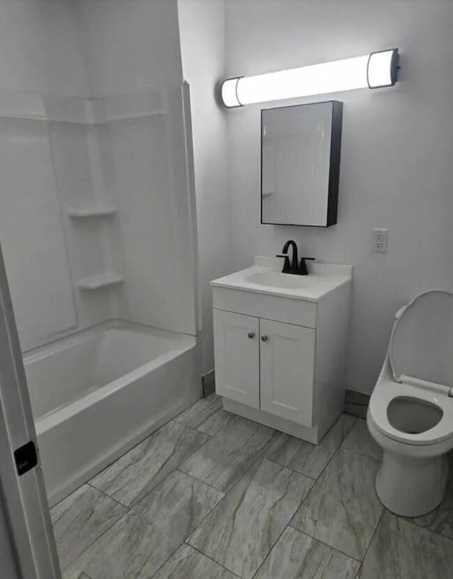 19 Mygatt St Unit 8