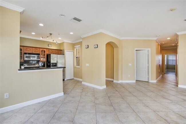 Photo - 4465 SW 160th Ave Unit 100