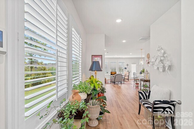 Photo - 420 Quartz Hl Wy