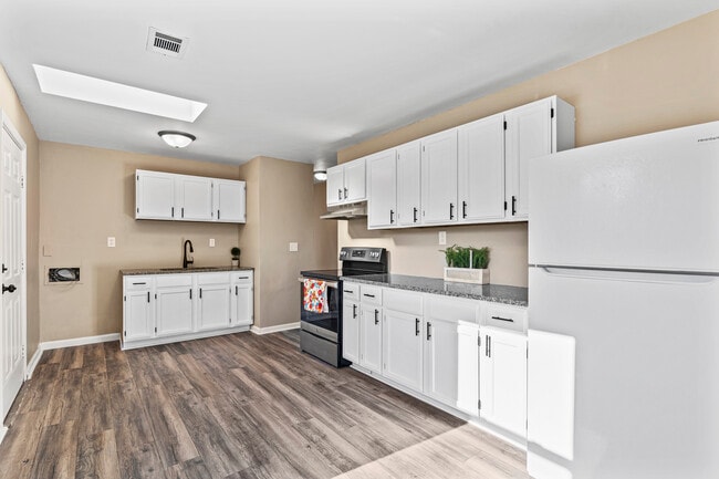 Photo - 3465 Alamosa Dr