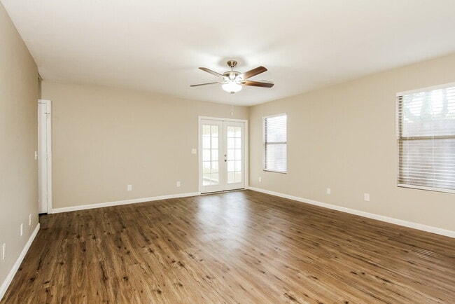 Photo - 18611 North 22nd St