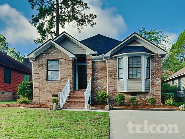 Building Photo - 136 Westport Dr