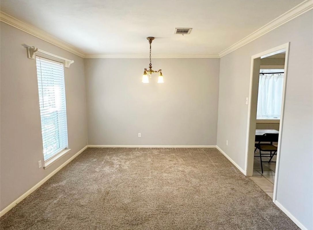 Photo - 22176 Heatherwood Dr