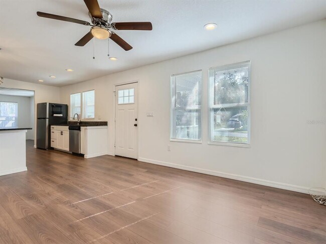 Photo - 808 Orchid Ave