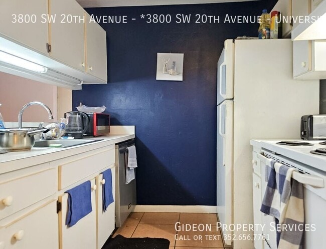 Photo - 3800 SW 20th Ave Unidad 202B