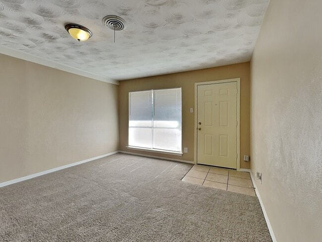 Photo - 2925 Caribbean Dr