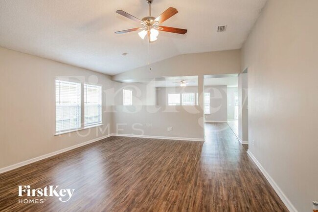 Photo - 12241 Pebble Point Dr W