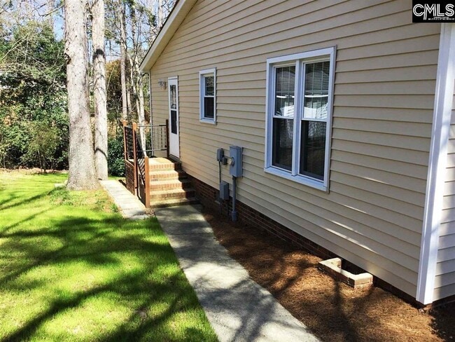 Photo - 241 Teesdale Ct