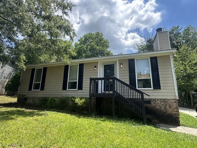 Building Photo - Great 3 bedroom 2 bath ranch home! AVAILABLE NOW!