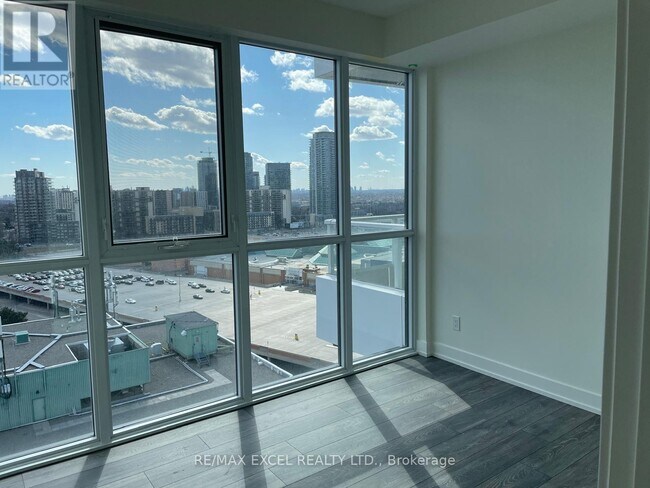 Photo - 180 Fairview Mall Dr Unité 1812