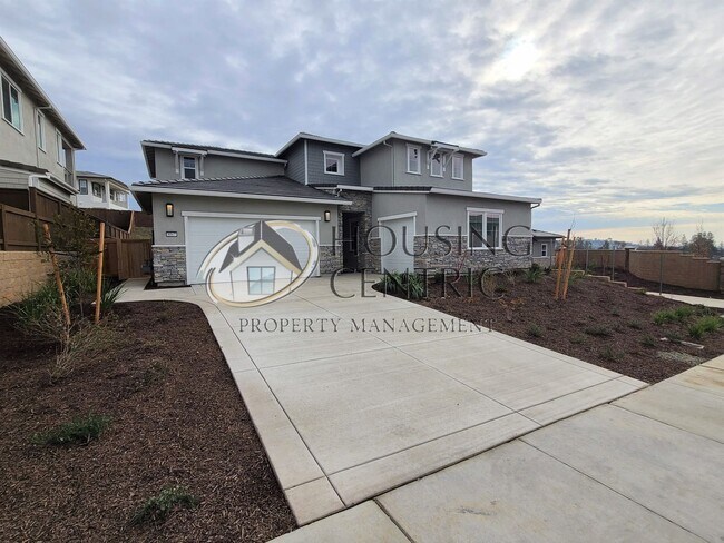 8067 Grant Dr
