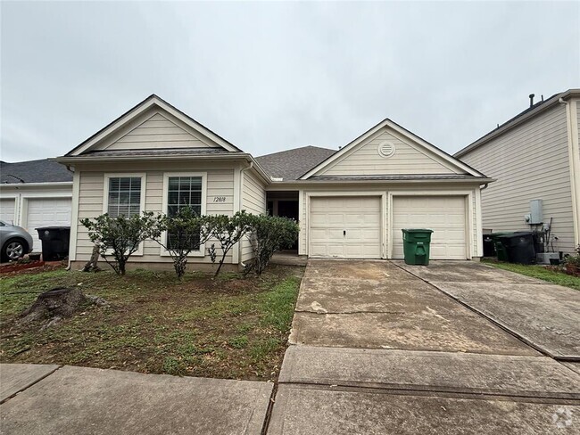 Building Photo - 12818 Magenta Oaks Rental