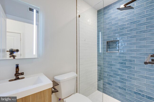 Photo - 1535 N 6th St Unit 1