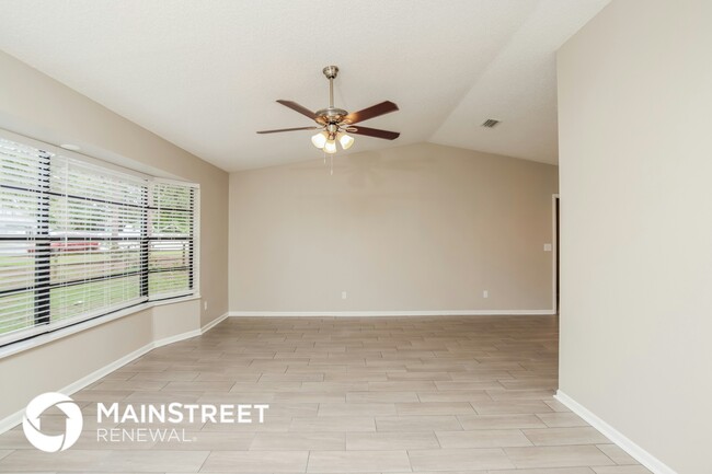 Photo - 1290 Sail Ct SE