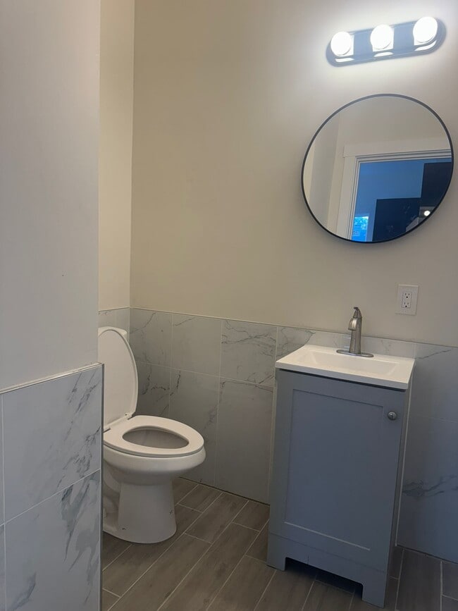 Photo - 22390 Salwan Pl