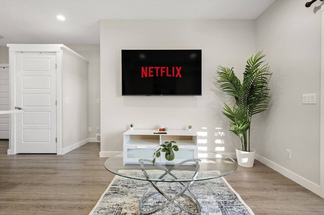 Photo - 89 Sage Bluff Rise NW Unit ID1314499P