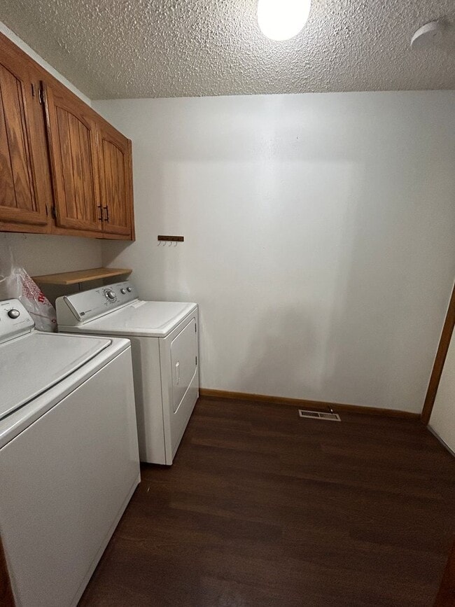 Photo - Spacious Condo for Rent
