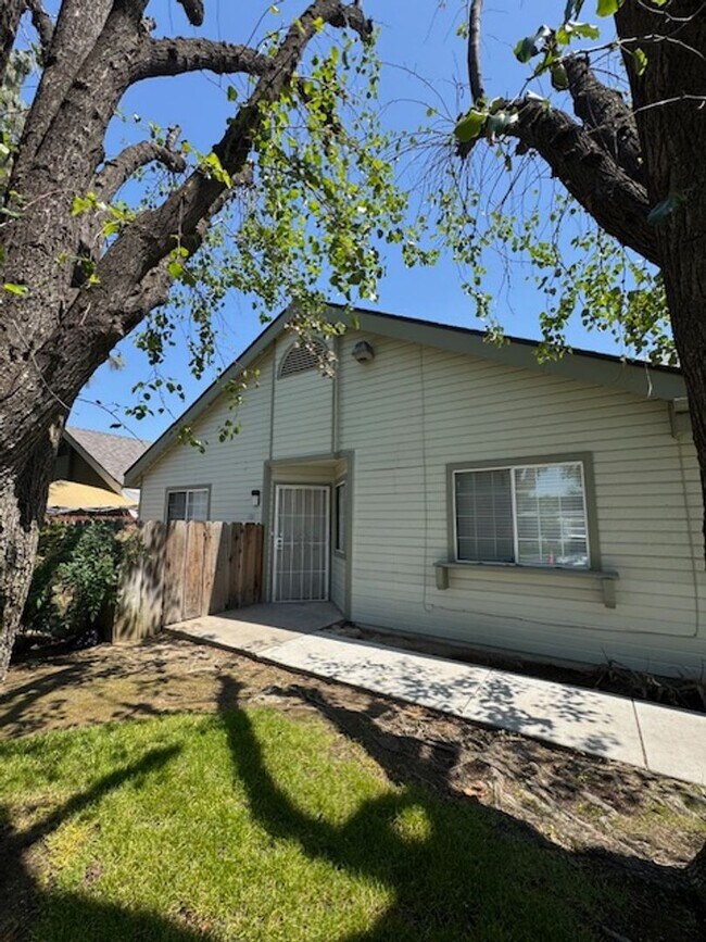 Photo - 7016 N Thorne Ave Apartamento Unidad 101