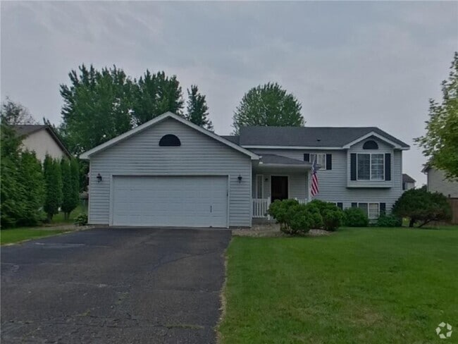 Building Photo - 452 Orchard Pkwy W Rental