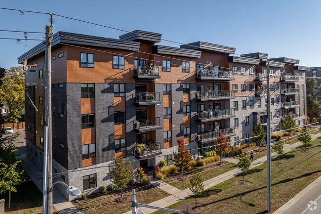 Building Photo - Village West Apartments