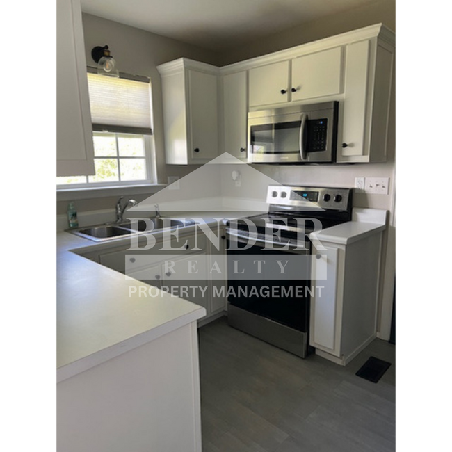 Photo - ADORABLE COTTAGE-STYLE HOME