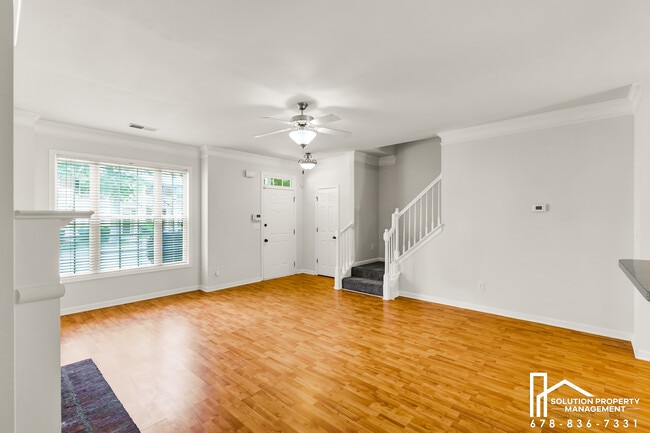 Photo - 3862 Guilderoy Ln