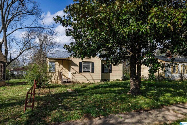 Photo - 1924 Princeton Ct SW