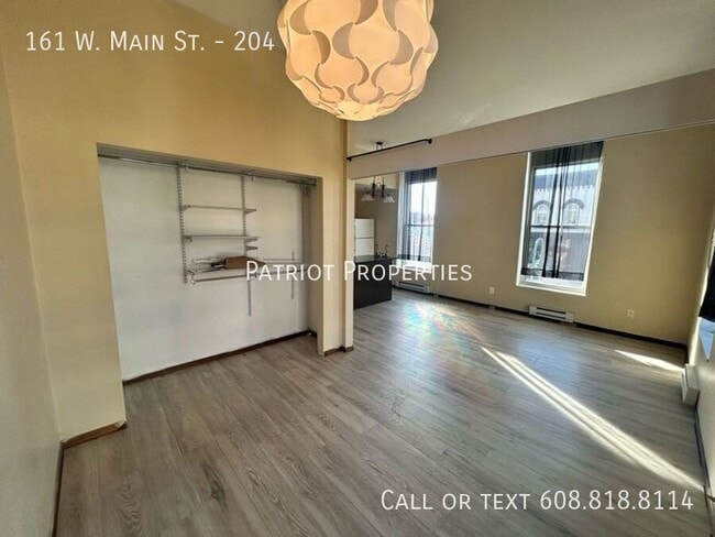 Photo - 161 W Main St Unit 204