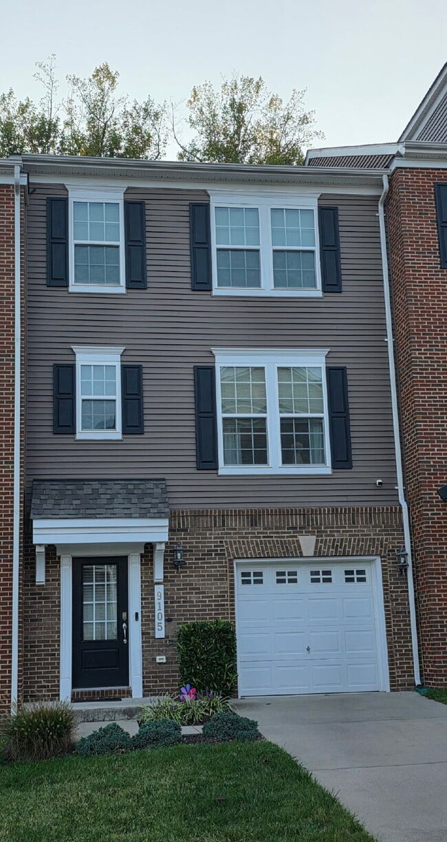 Photo - 4BD/3.5BA Fabulous Upper Marlboro Townhome...