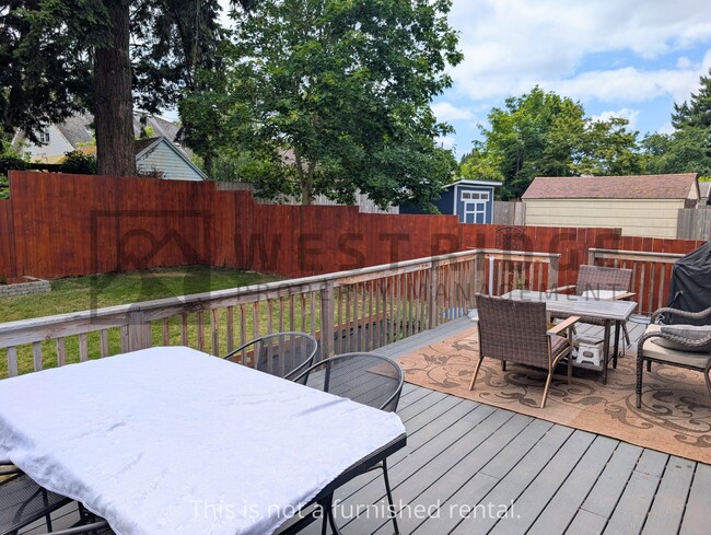 Photo - 3308 N Terry St