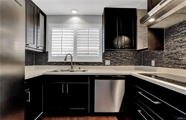 Photo - 1635 E Ocean Blvd Unidad 4f