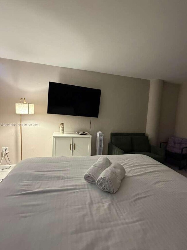 Photo - 7904 West Dr Unit 411