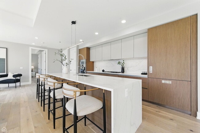 Photo - 146 W Erie St Unit 1201