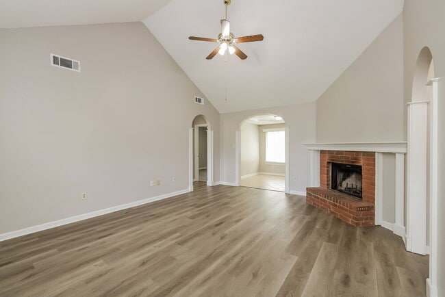 Photo - 4557 Cottage Hill Cove