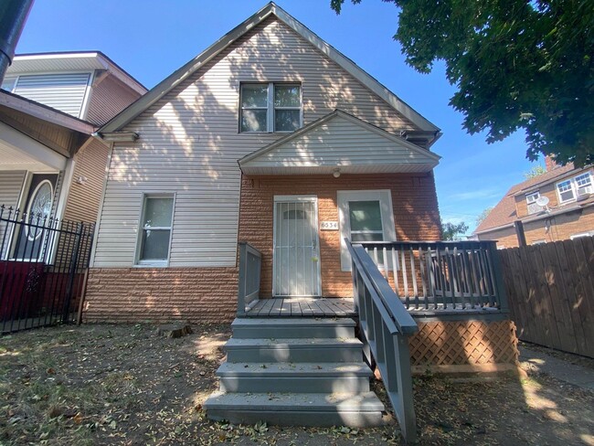 Building Photo - Fully Renovated 4-Bedroom Home – Move-In R...