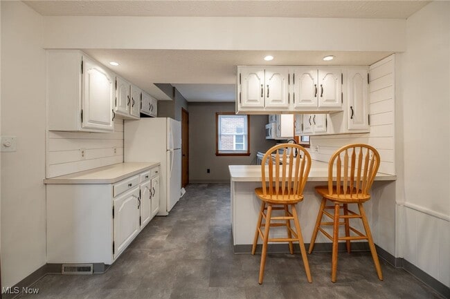 Photo - 6310 Hampstead Ave